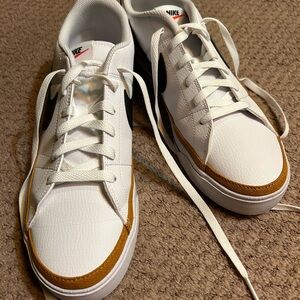 Nike Men's White and Tan Sneakers